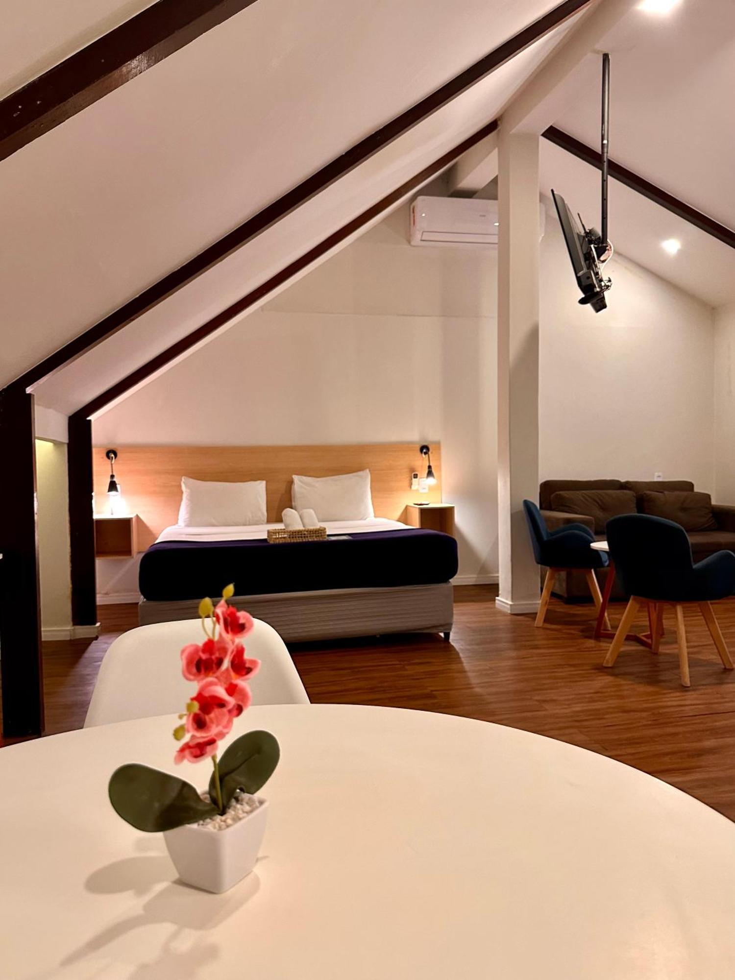Appart hôtel Injoy & Aparts 2*
