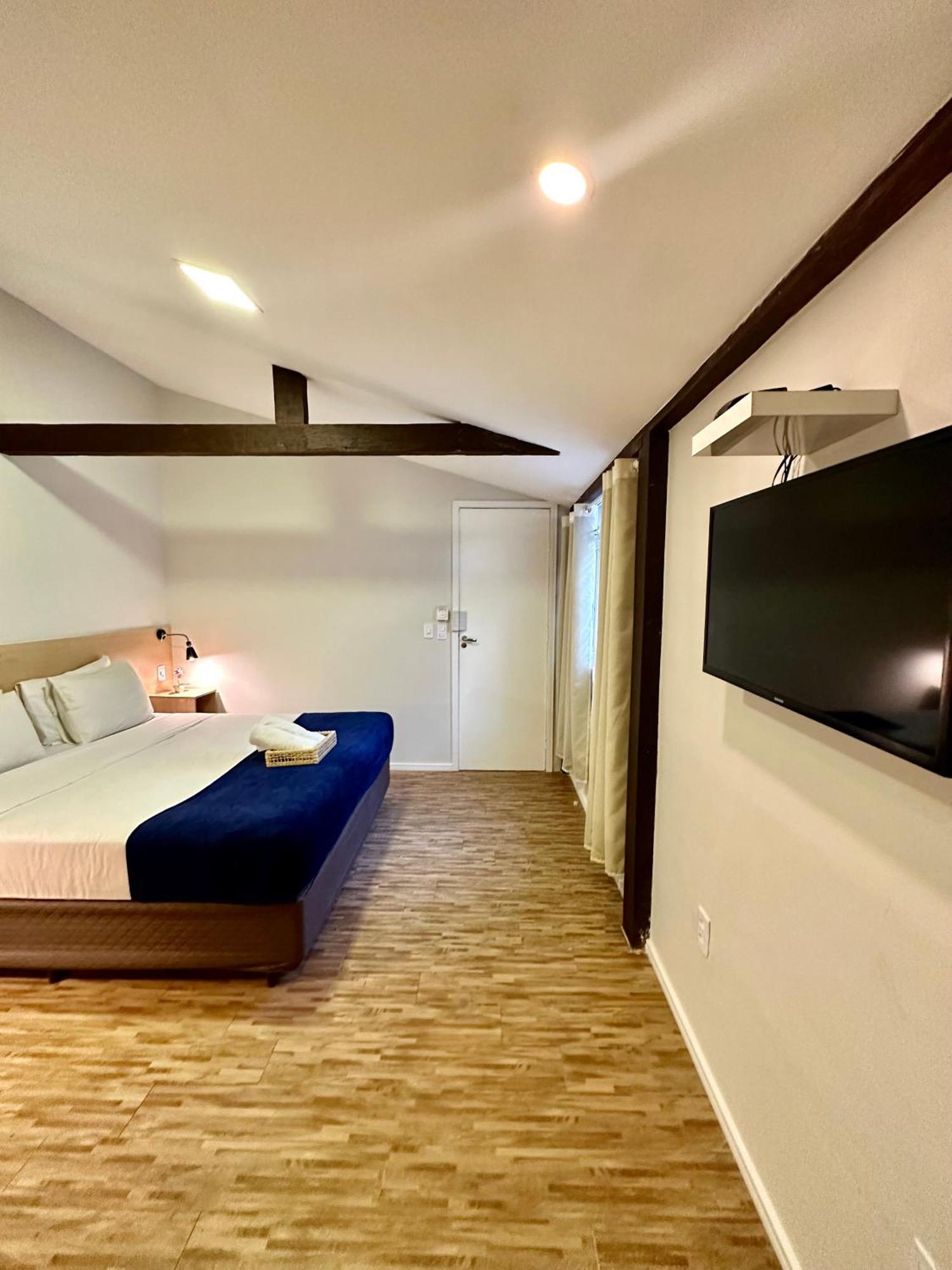 Injoy & Aparts Appart hôtel